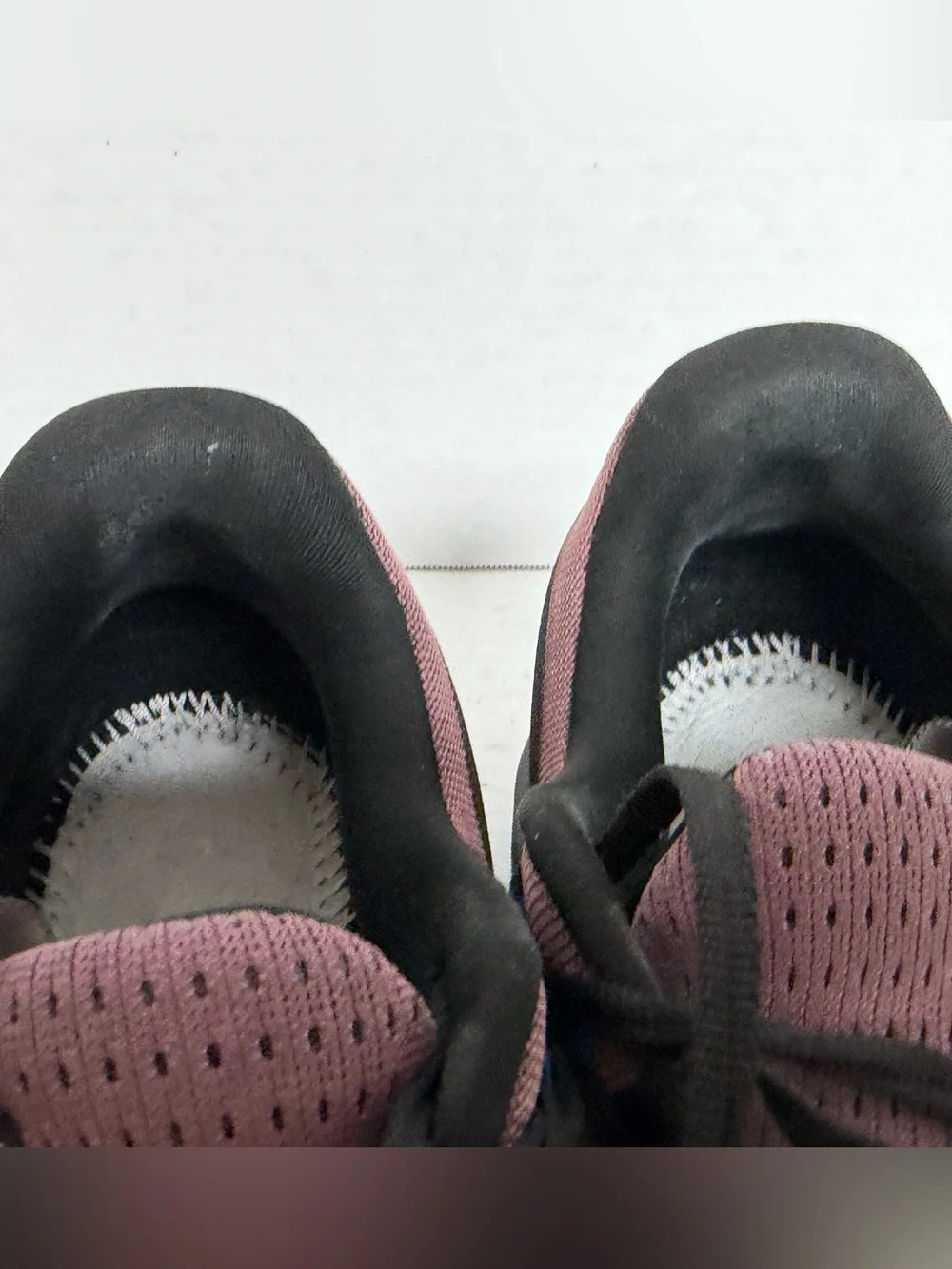 Size Men’s 11.5 - ON Cloud Cloudsurfer Black Cobalt Mauve Running Shoes Sneakers